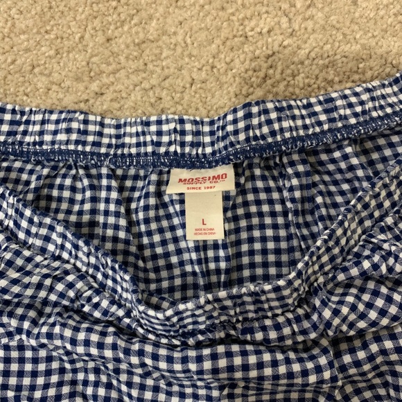 Top - Picture 2 of 2